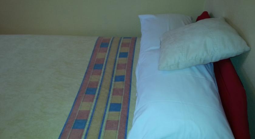 Mr Sandman's 2*